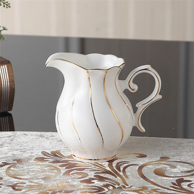Rytų porceliano arbatinukas, 1 l arbatos rinkinys