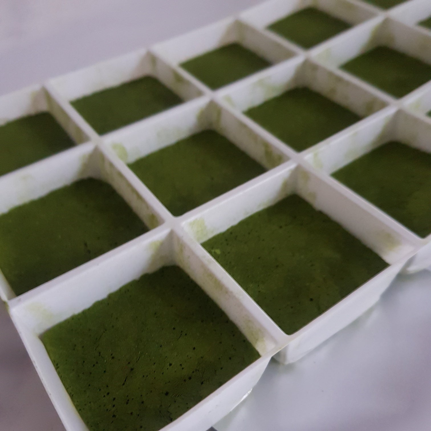 Ekologiška japoniška Matcha arbata Dideli liofilizuoti kubeliai