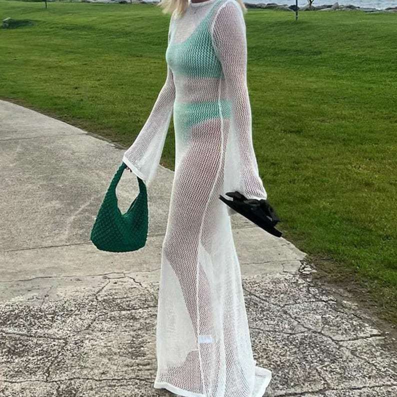 Weißes transparentes Sommerkleid