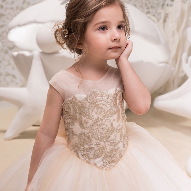 Vestido princesa champagne