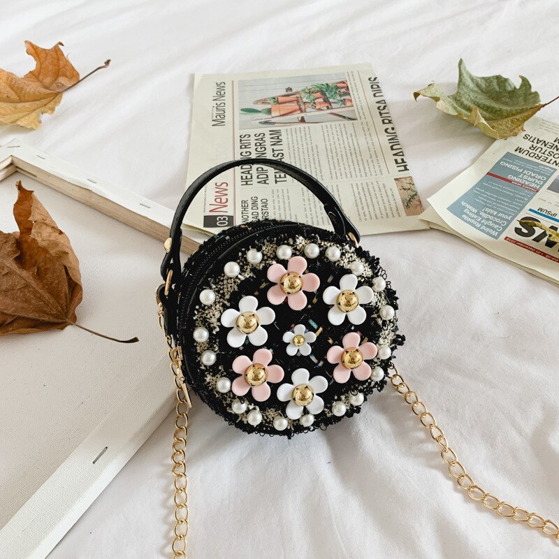 Bolso bohemio de niña con flores