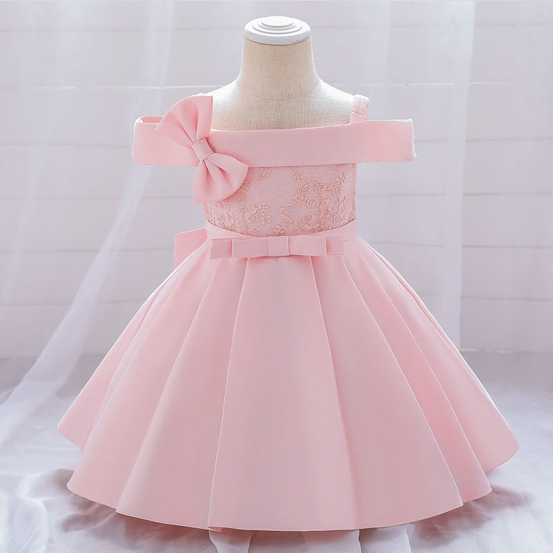 Precioso vestido de princesa sin tirantes para bebé