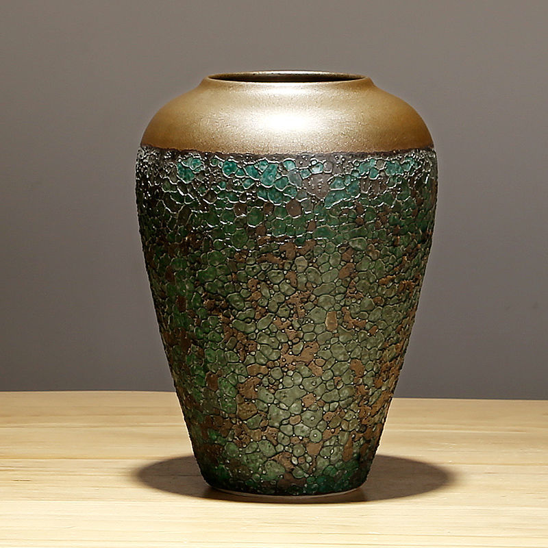 Vaso in ceramica verde in stile cinese