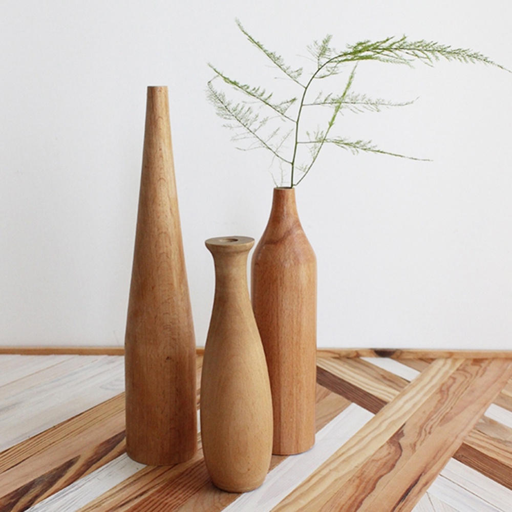 Minimalistisk vase i naturlig bambustre