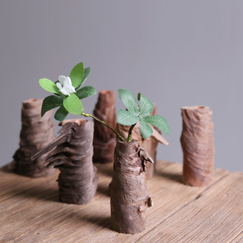 Vaso in legno naturale ritorto