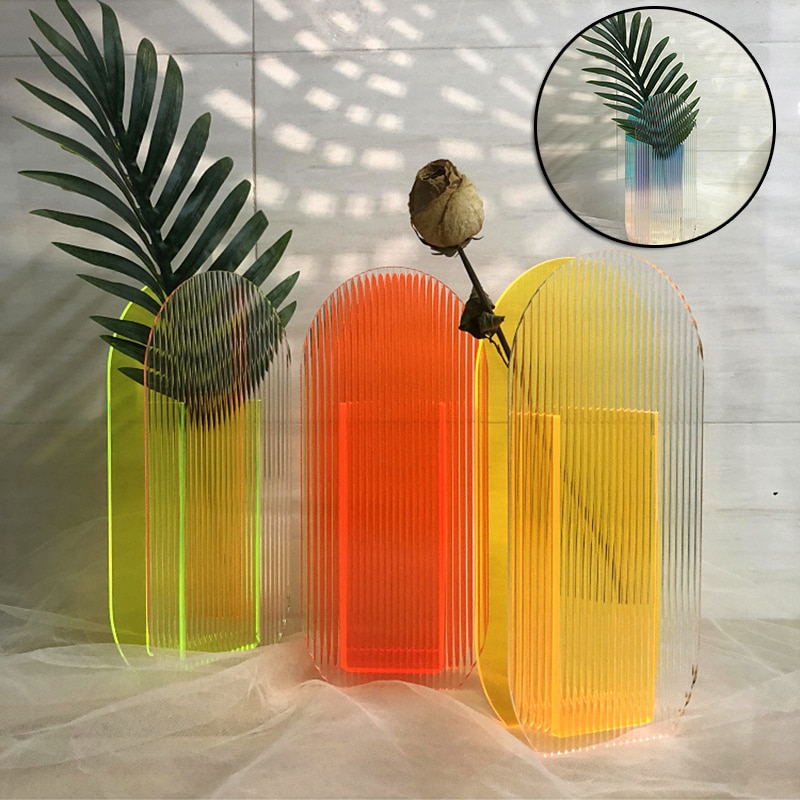 Moderne fluorescerende geometrisk vase