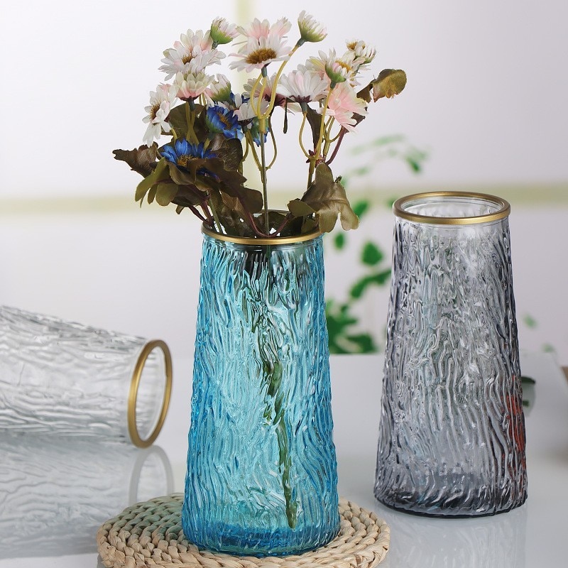 Stripefarget glassvase