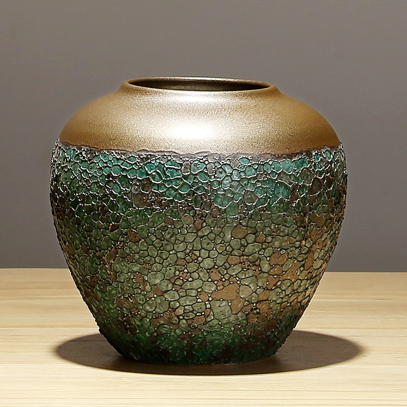 Vaso in ceramica verde in stile cinese