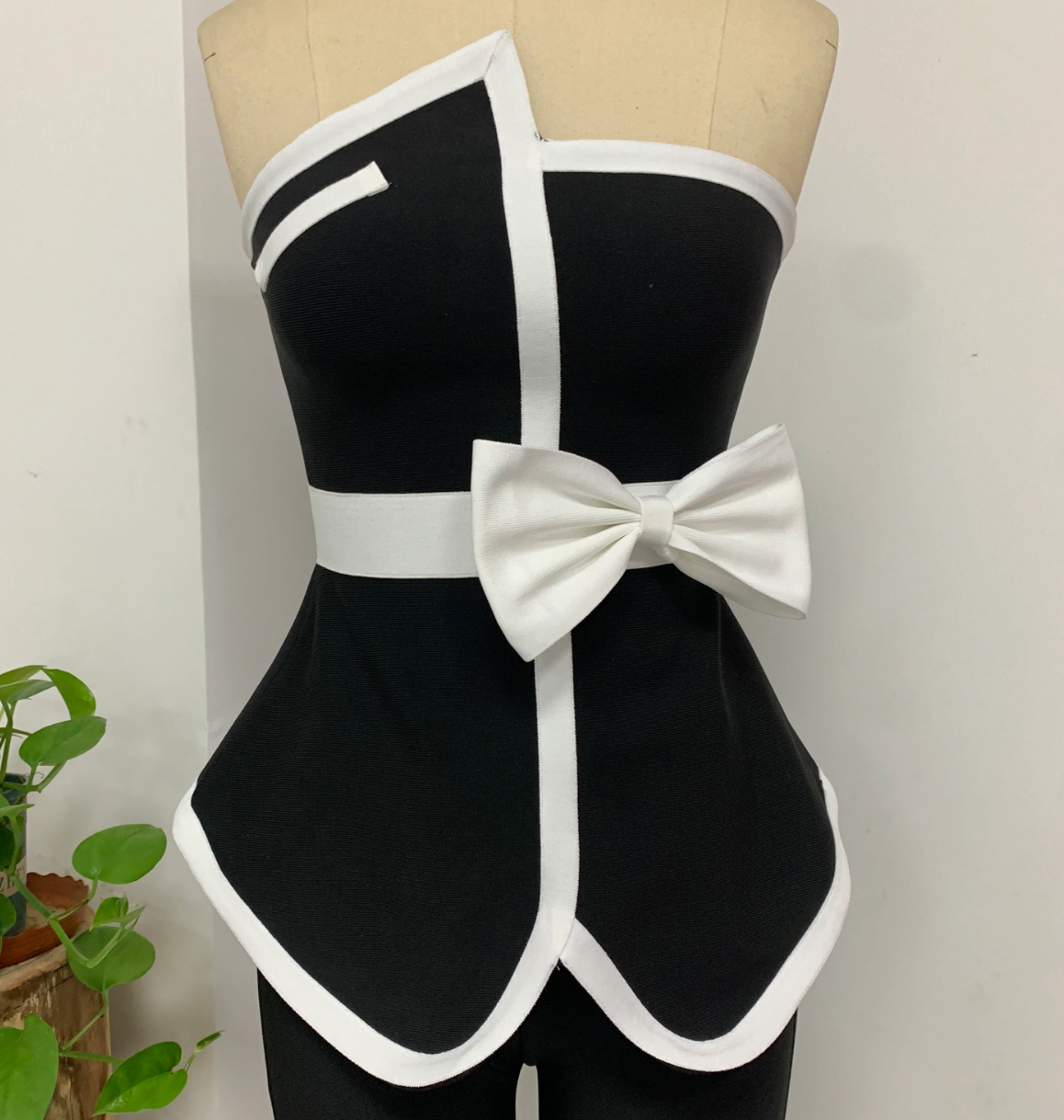 80. léta Bustier Peplum Pin Up Mademoiselle