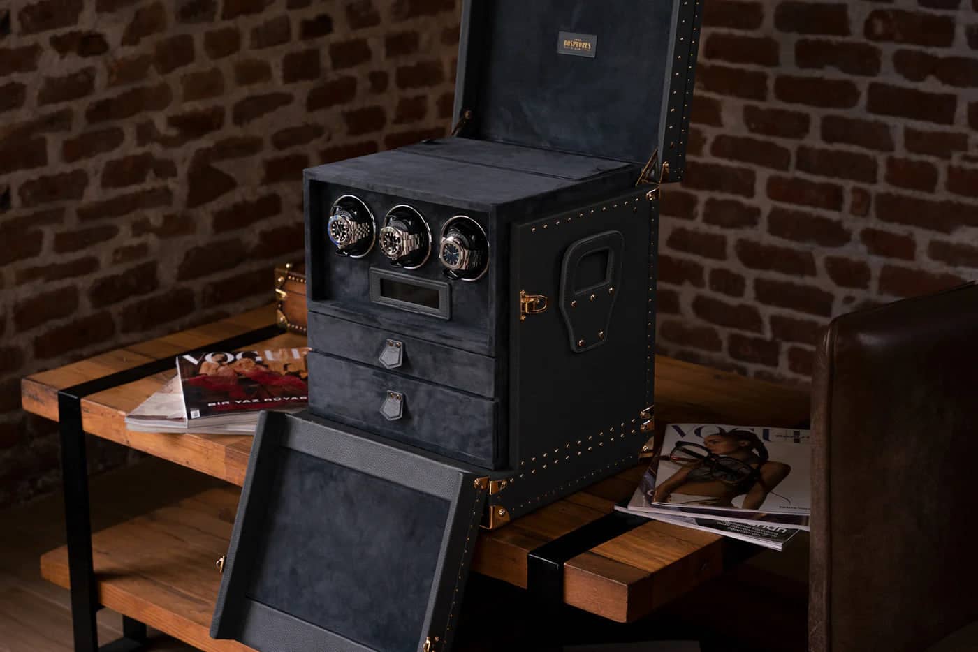 Urremonteringsmaskine - Trunk Toga Dark Grey
