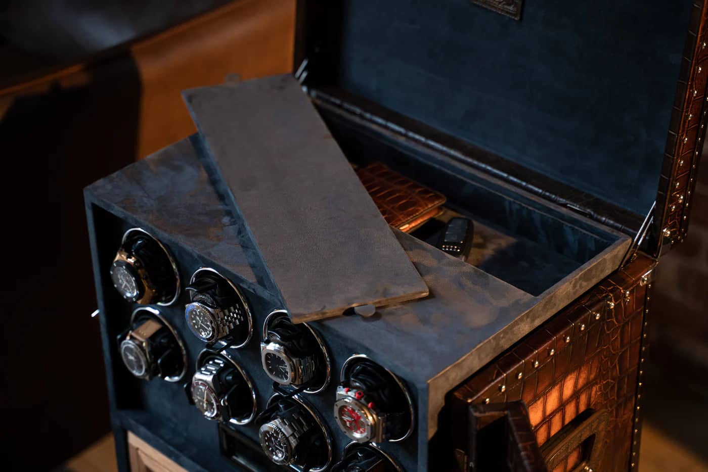 Horloge-opwinder - Trunk Patina Brown